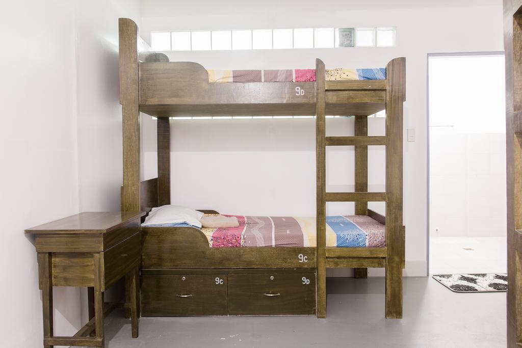 סן פדרו מקאטי Lokal Hostel חדר תמונה